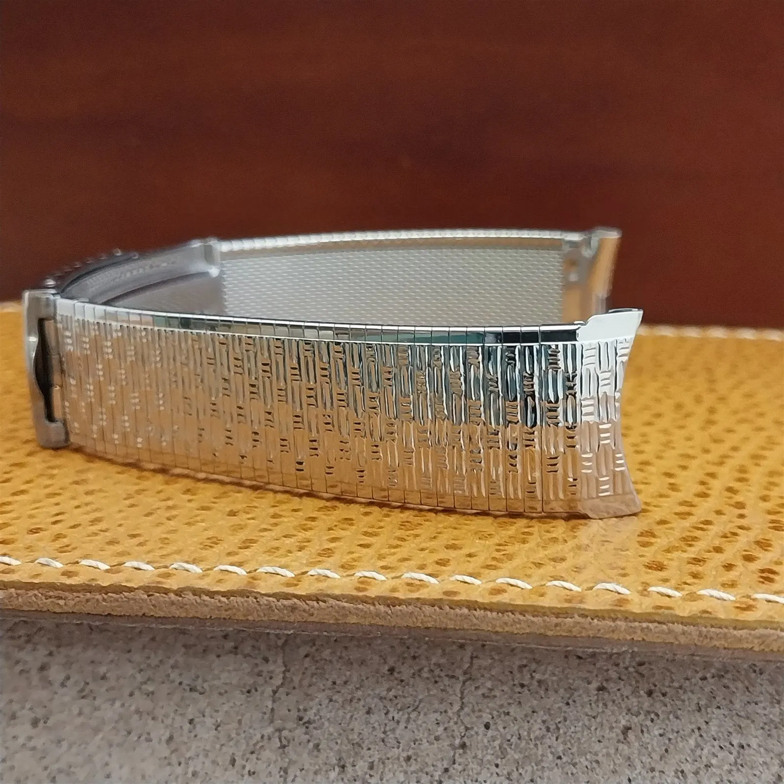 18mm 19mm 1960s Kreisler USA Unused Stainless Steel nos Vintage Watch Band