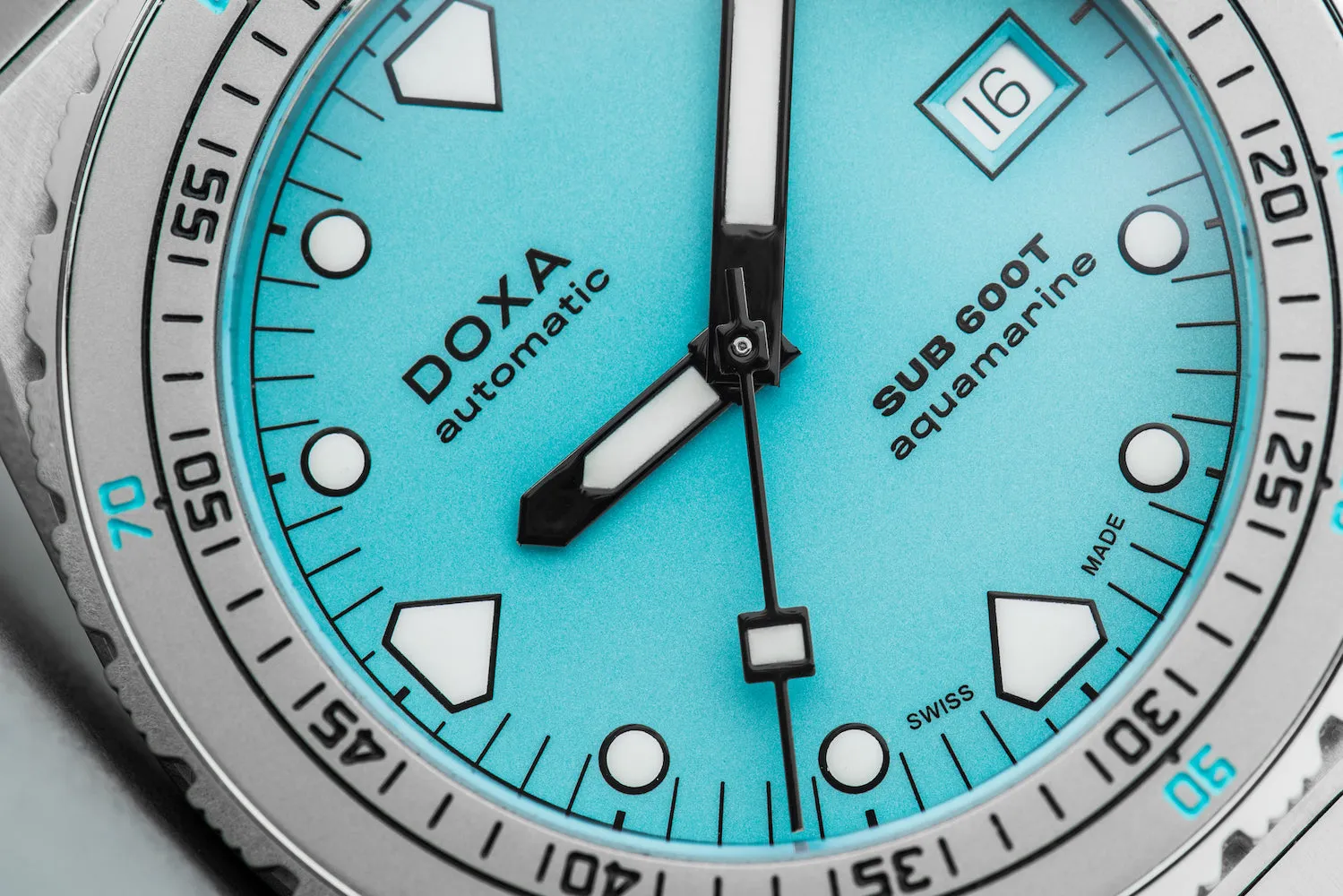Doxa SUB 600T Aquamarine Bracelet
