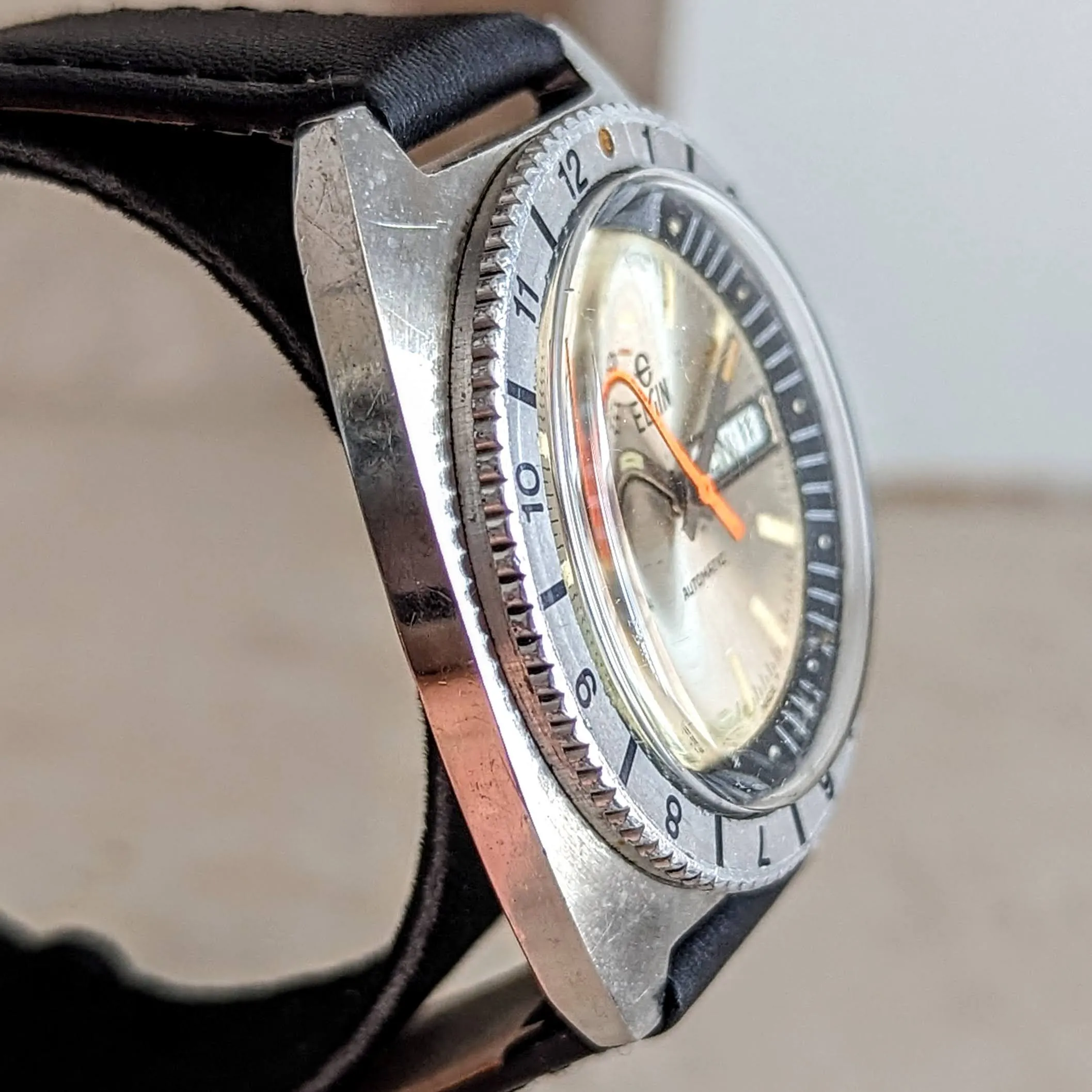 ELGIN Diver Automatic Wristwatch Day/Date Ref. WH103 Cal. FHF 909 Swiss Made Watch