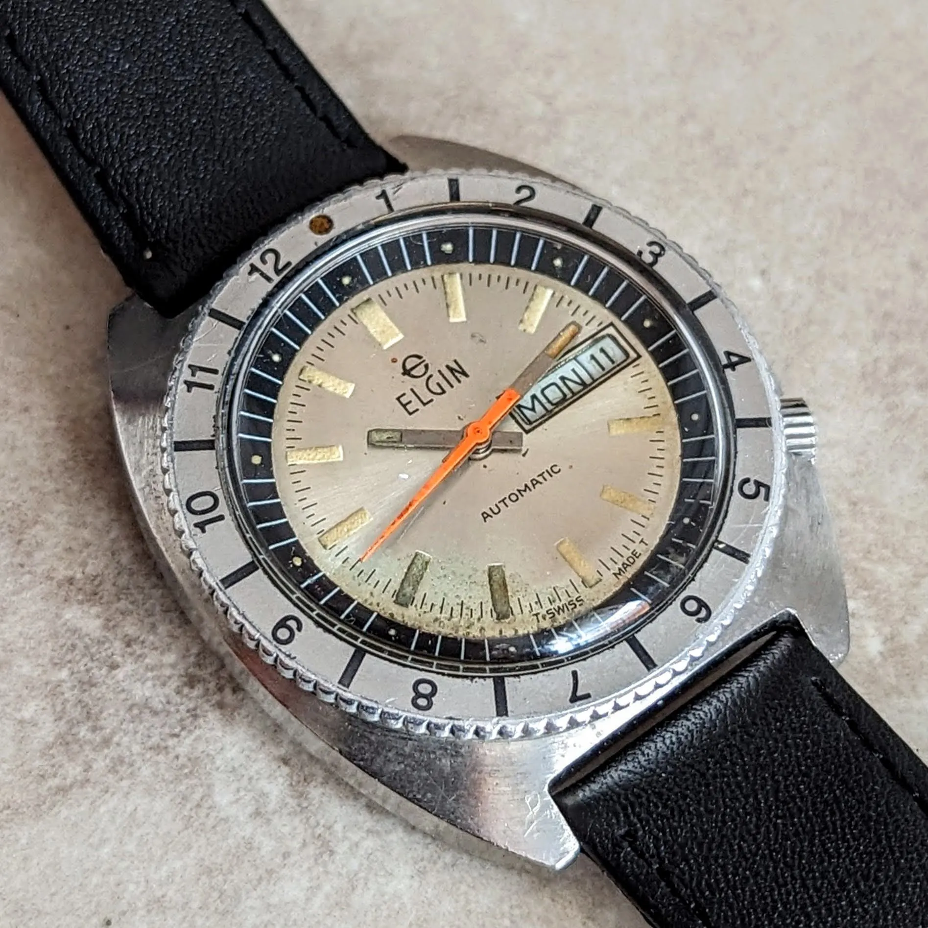 ELGIN Diver Automatic Wristwatch Day/Date Ref. WH103 Cal. FHF 909 Swiss Made Watch