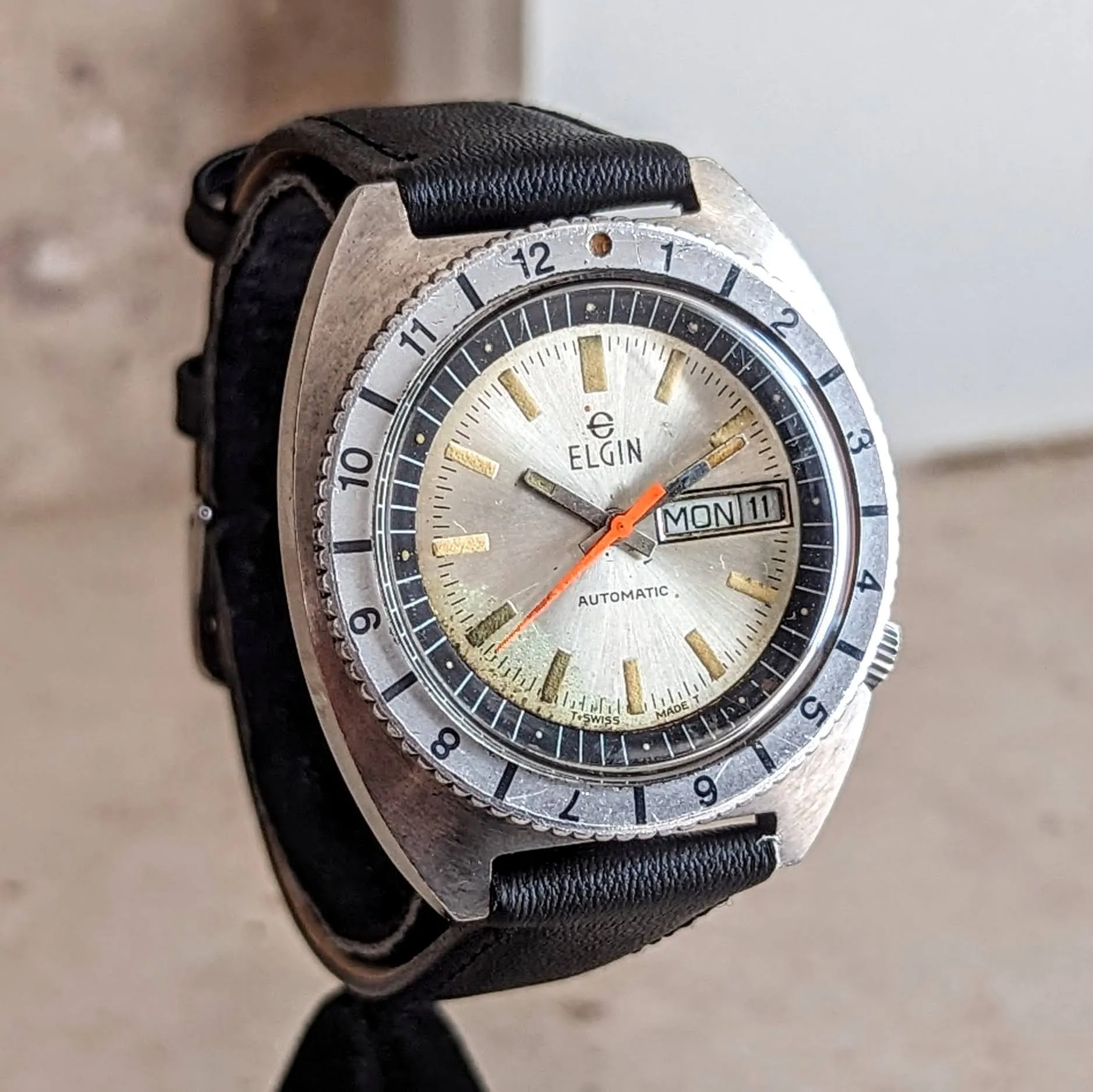ELGIN Diver Automatic Wristwatch Day/Date Ref. WH103 Cal. FHF 909 Swiss Made Watch