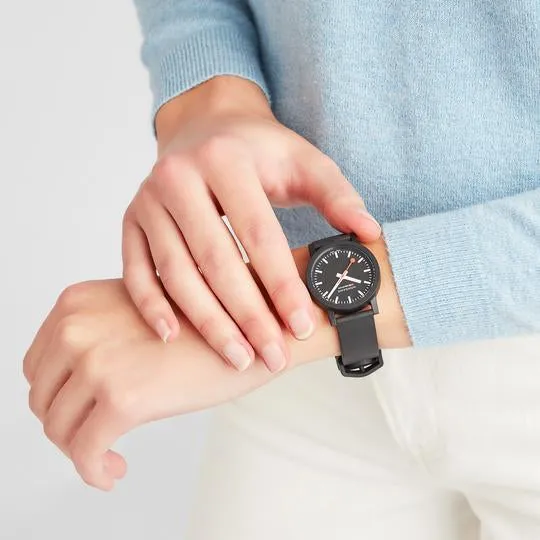 ESSENCE PETITE BLACK CASE 32mm
