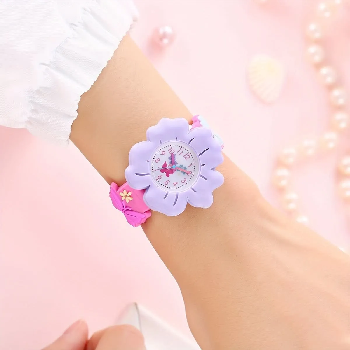 Girls' Cute Quartz Flower Wrist Watch