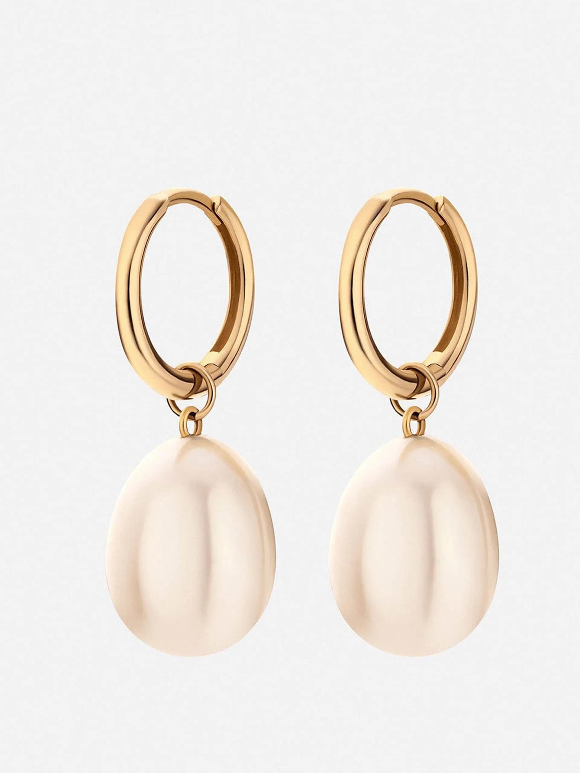 Hera drop pearl earrings