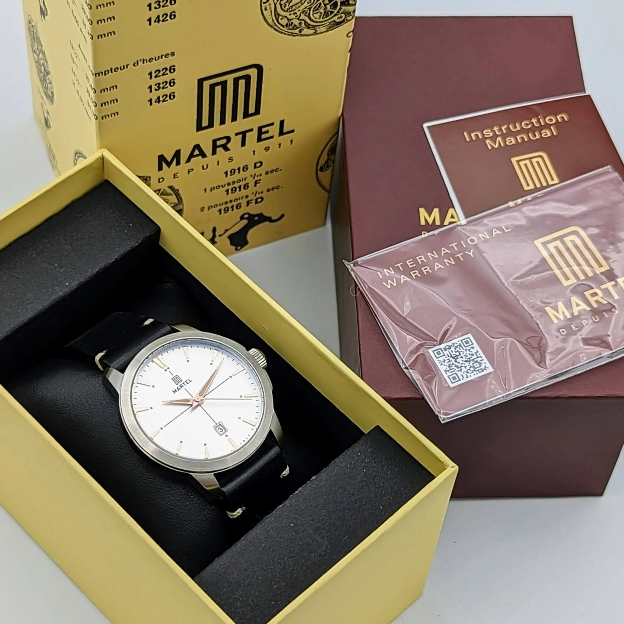 MARTEL Le Pont Wristwatch Luminous Date Display Watch Original Box & Papers!