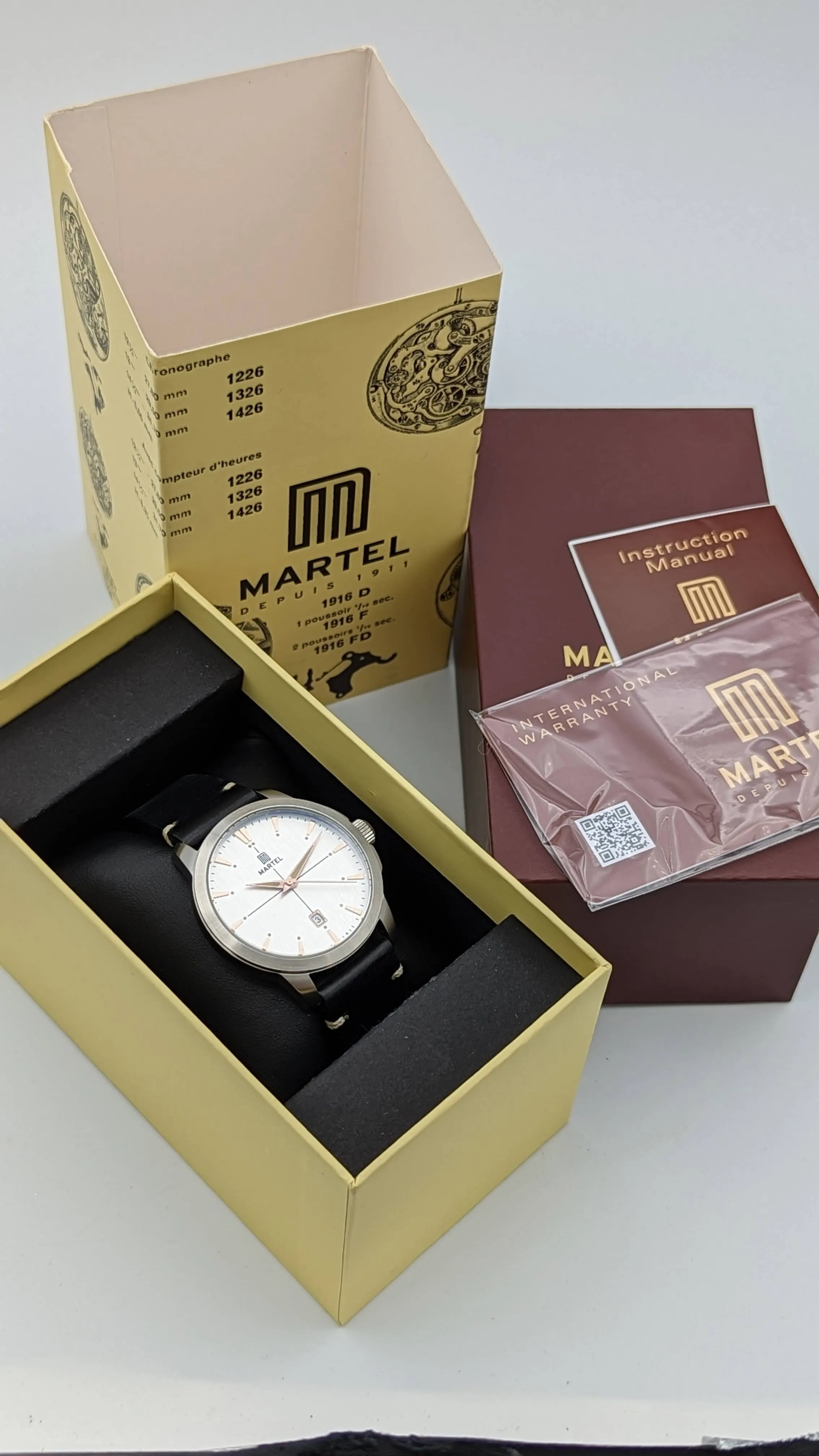 MARTEL Le Pont Wristwatch Luminous Date Display Watch Original Box & Papers!