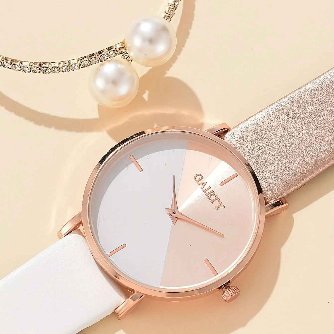 Minimalist Quartz Watch with PU Strap and Matching Bracelet