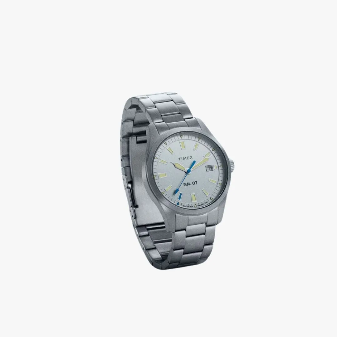 NN.07   TIMEX Stainless Steel Watch