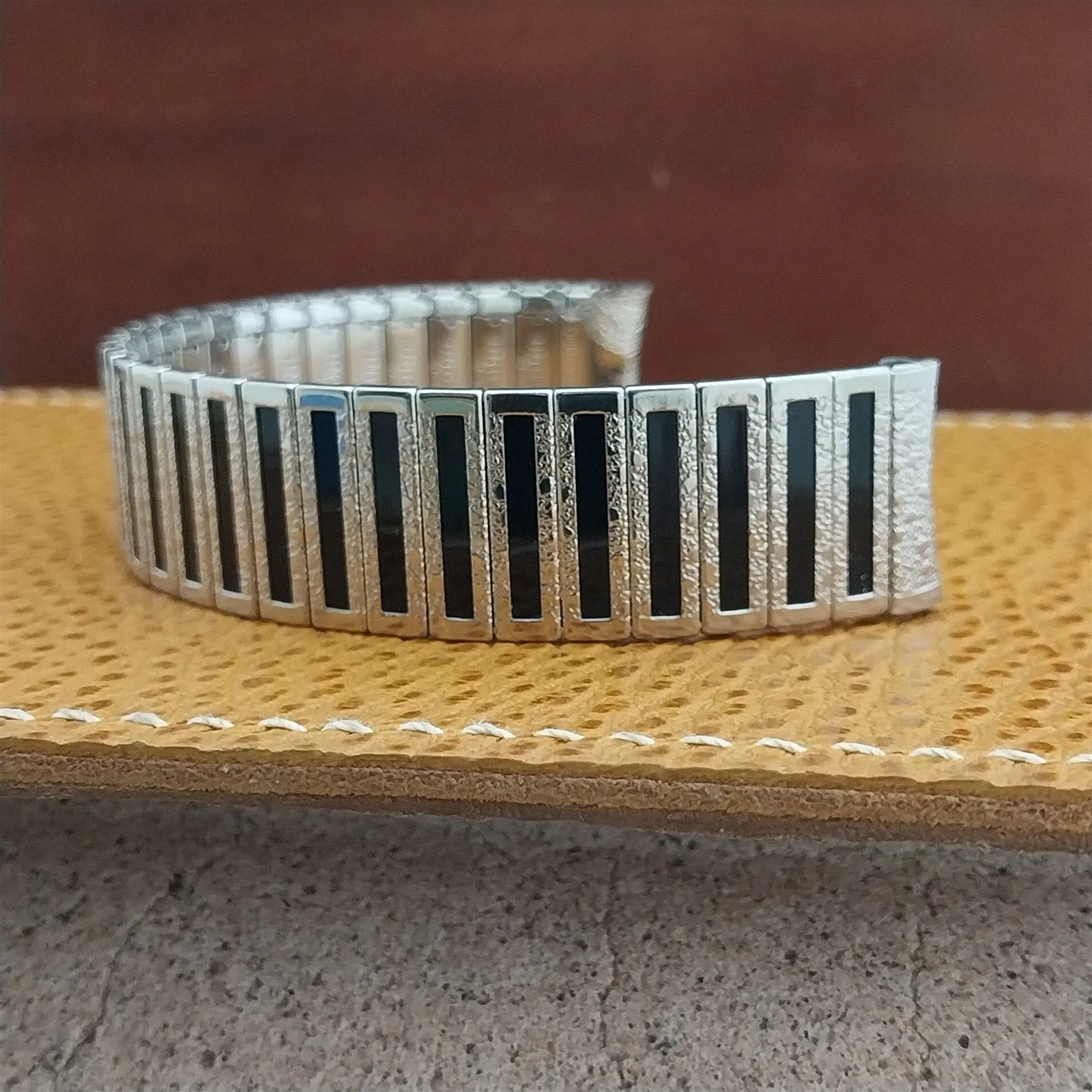 NOS 1960s 5/8" UniFlex USA Classic Stainless Steel Expansion Vintage Watch Band