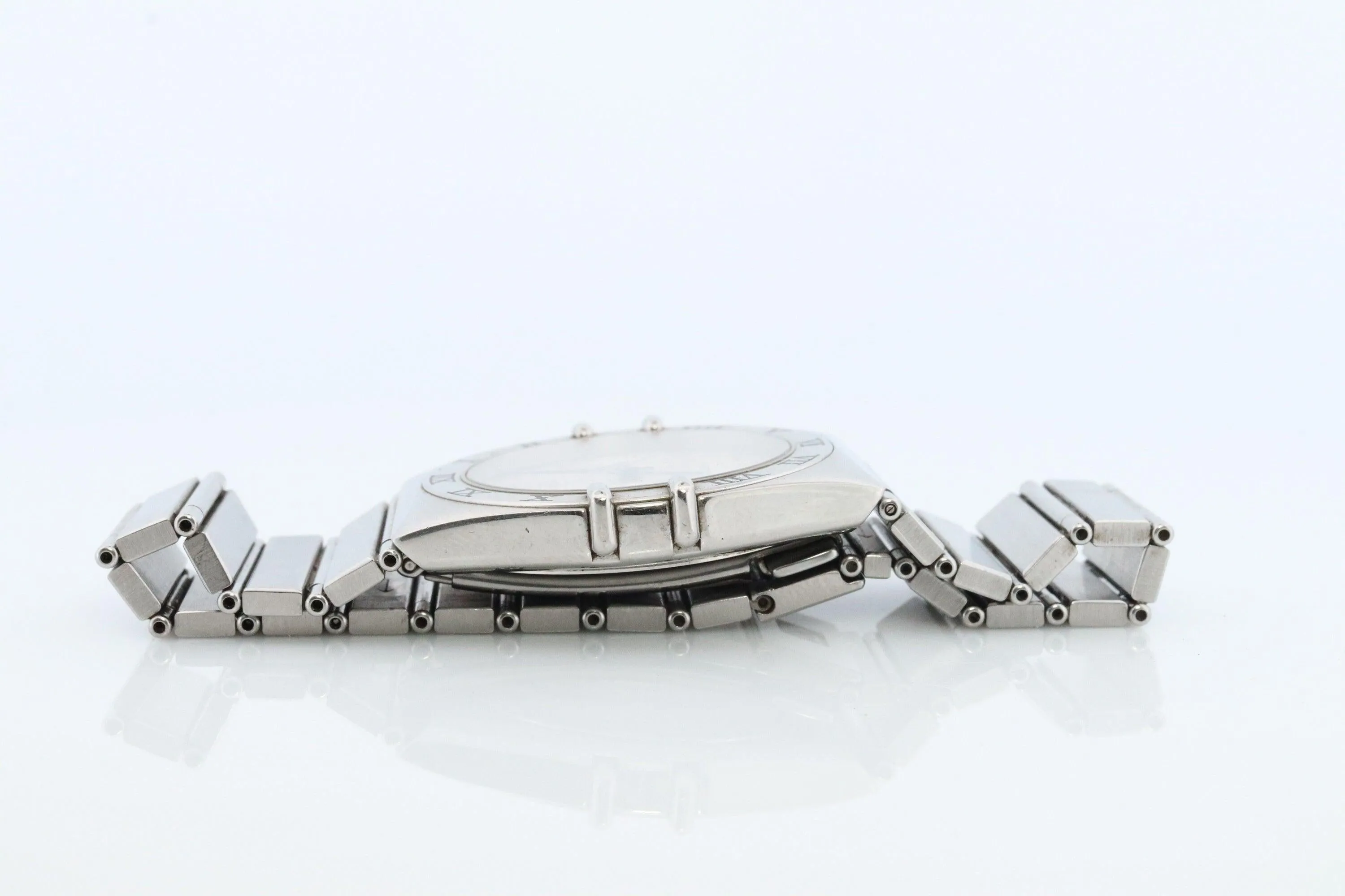Omega Watch. Authentic Mens Omega Constellation Day Date Wristwatch.