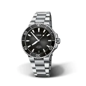 Oris Aquis Date Calibre 400 - Black Dial