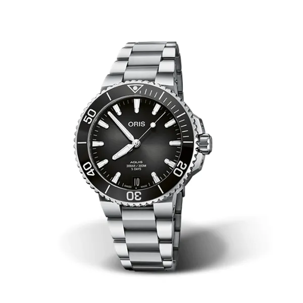 Oris Aquis Date Calibre 400 - Black Dial