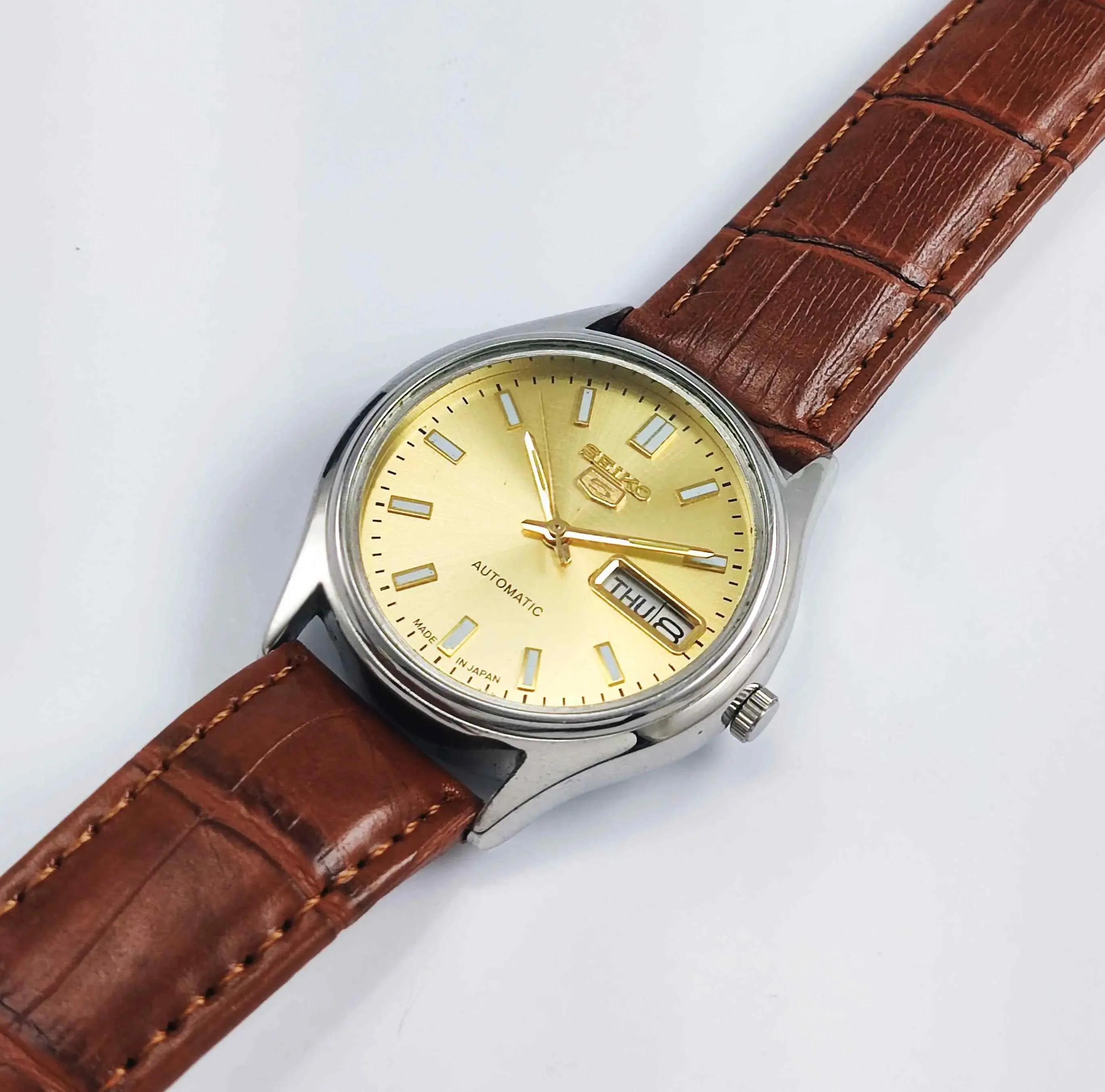 Seiko 5 Automatic-7009A White Dial 17 Jewels Day Date Men's Watch