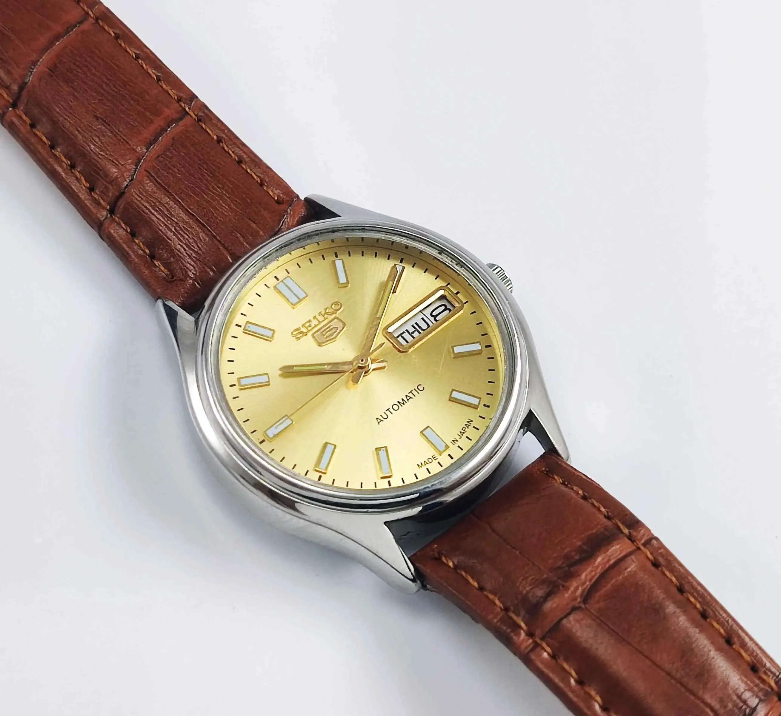 Seiko 5 Automatic-7009A White Dial 17 Jewels Day Date Men's Watch