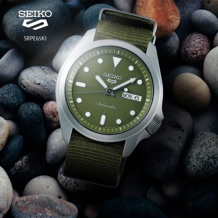 Seiko Gents Green Automatic Canvas Strap Watch