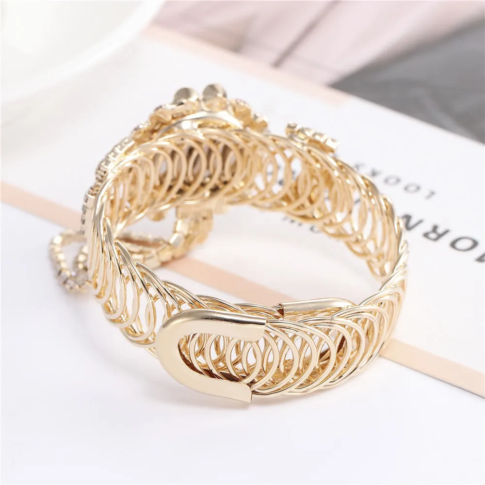 Sidiou Group Wholesale New Women Watches Fashion Diamond Elegant Watch Creative Ladies Luxury Fringe Quartz Bracelet Alloy Watch
