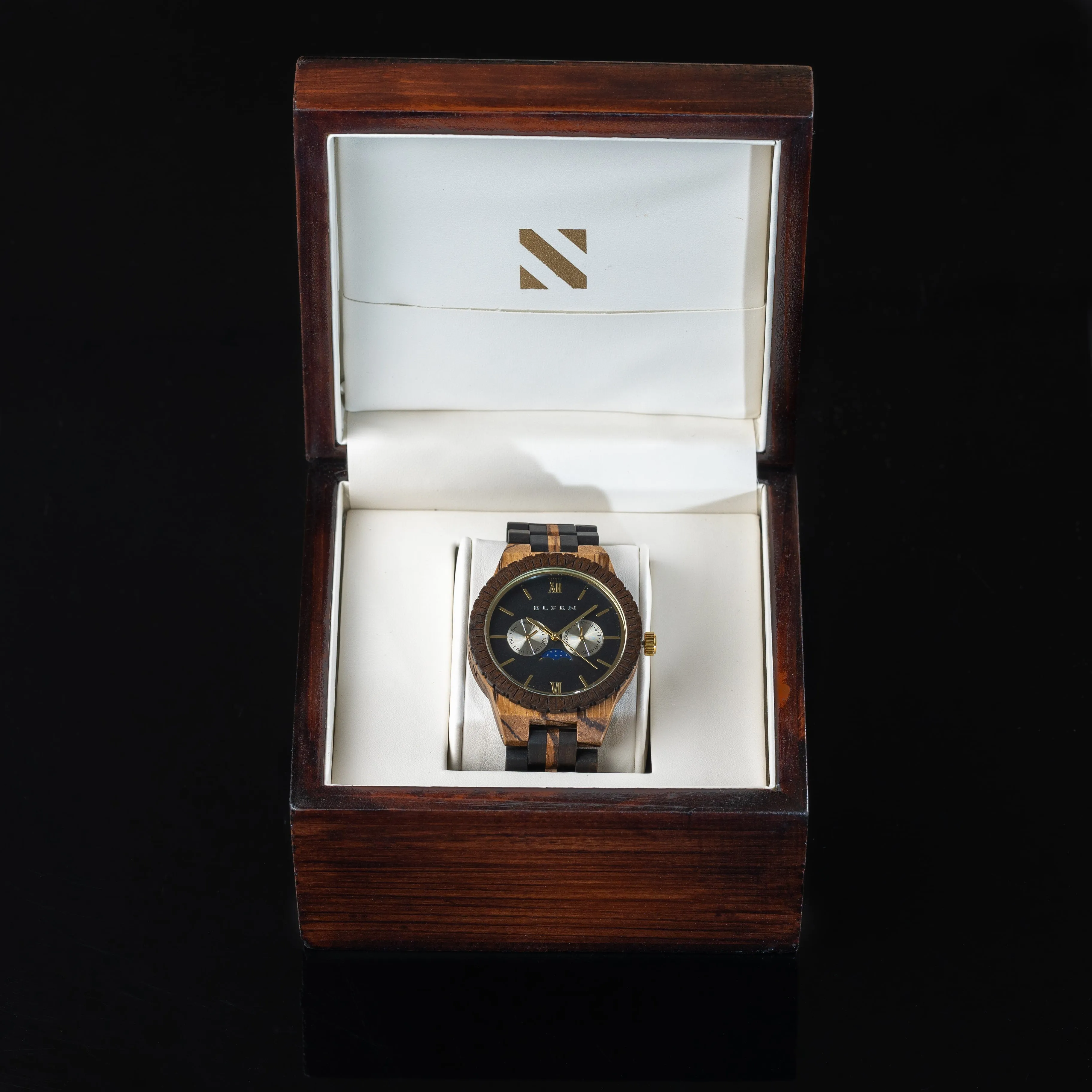 The Nomad Explorer - Special Edition (Chronograph)